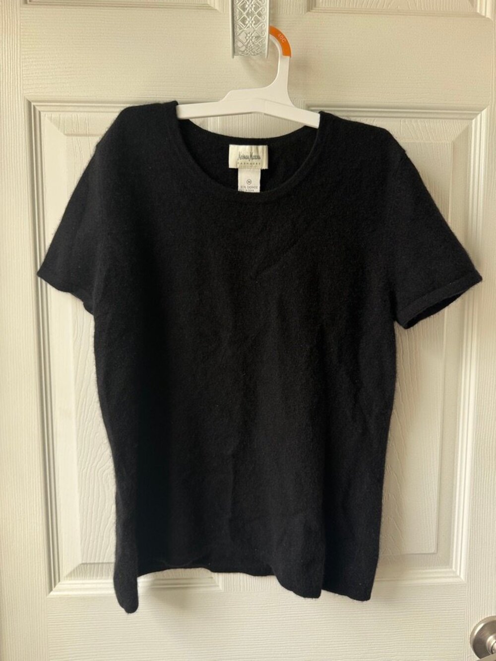 Neiman Marcus 100% Cashmere Black Tee Medium